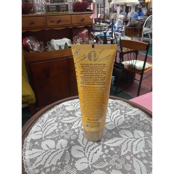 Perfectly Posh Gold Shimme-ling Body Luminzer For Glittery Moisturized Summer Sk - Picture 3 of 4